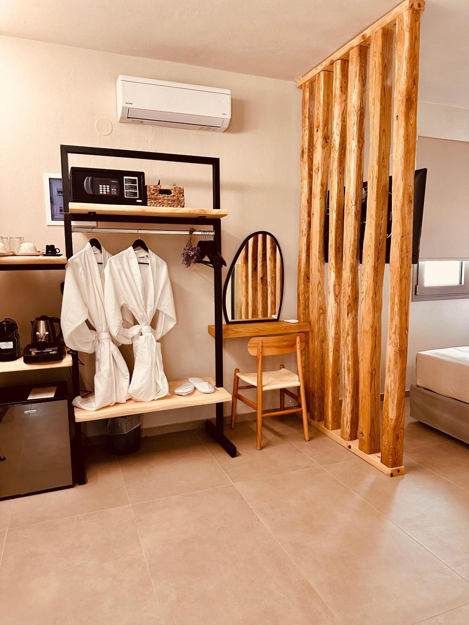 Amo Golden Suites Chrysi Ammoudia Exterior photo