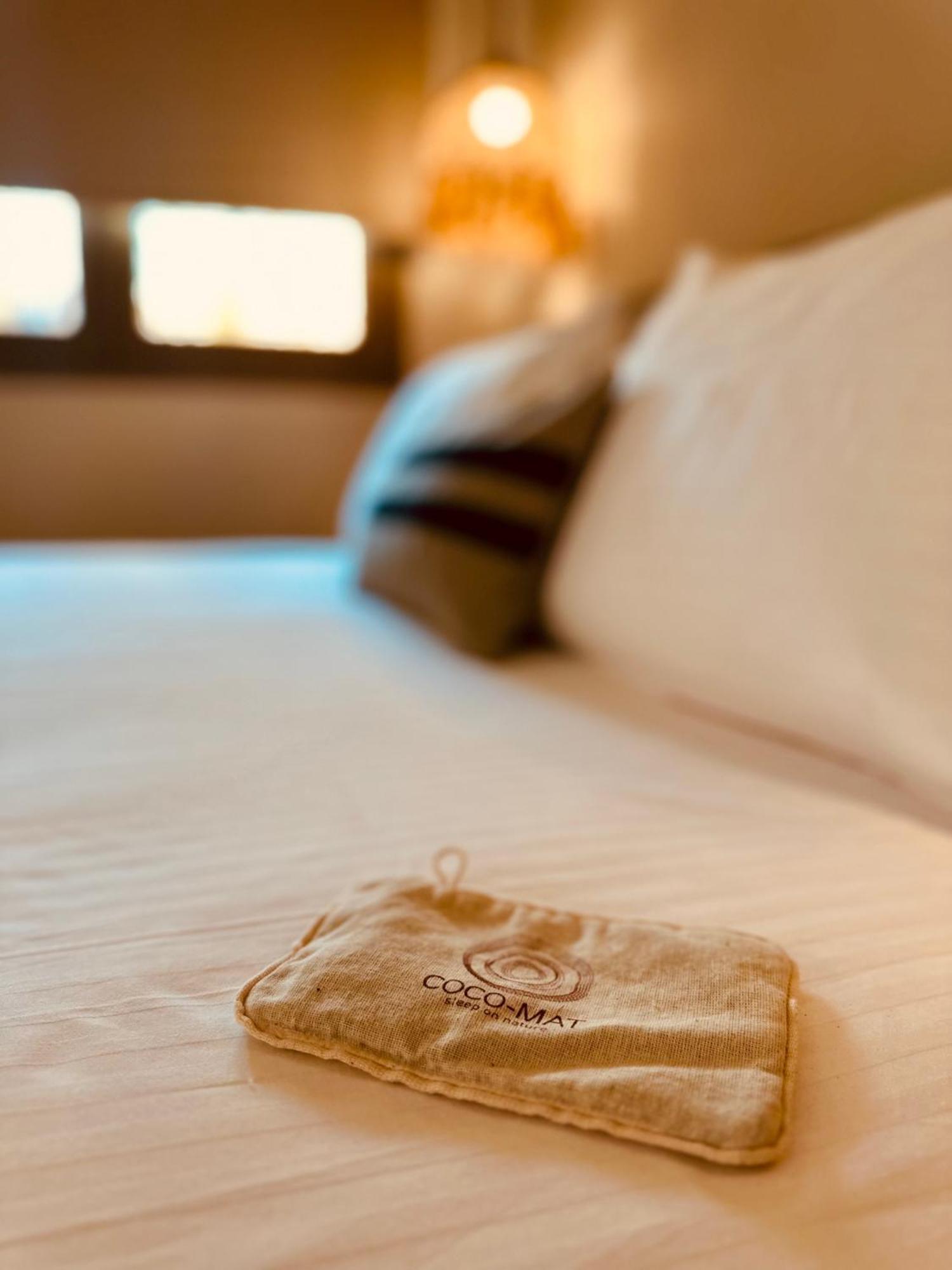 Amo Golden Suites Chrysi Ammoudia Exterior photo