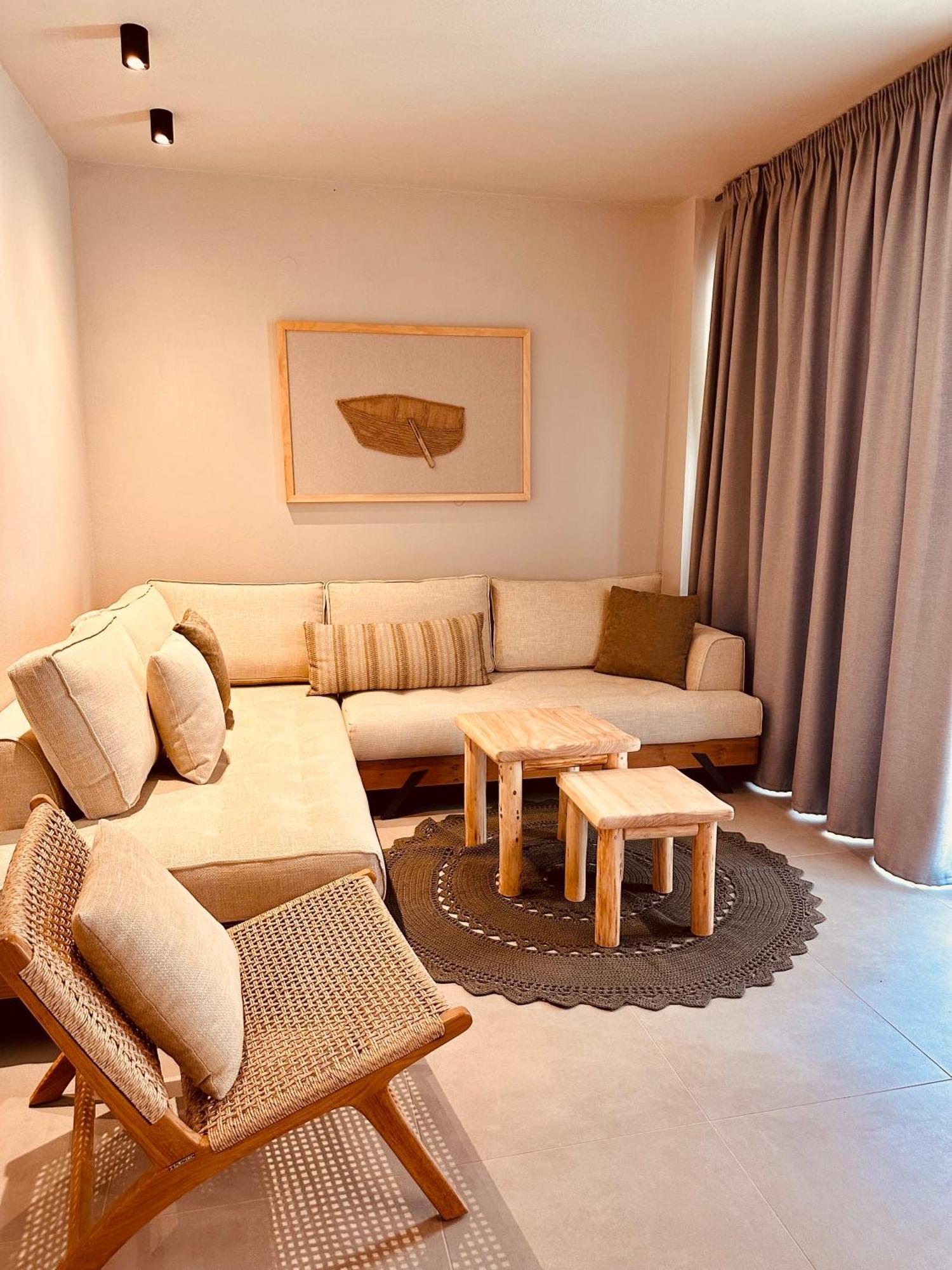 Amo Golden Suites Chrysi Ammoudia Exterior photo