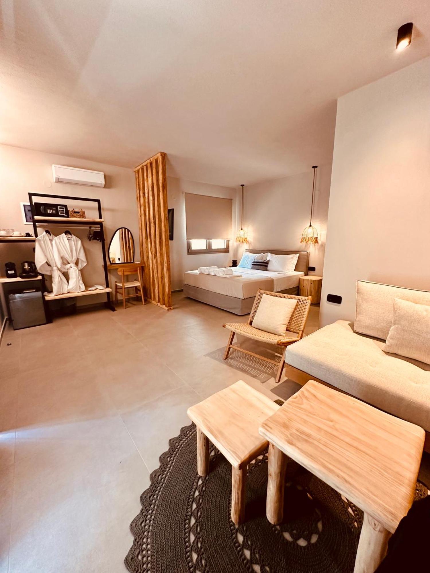 Amo Golden Suites Chrysi Ammoudia Exterior photo