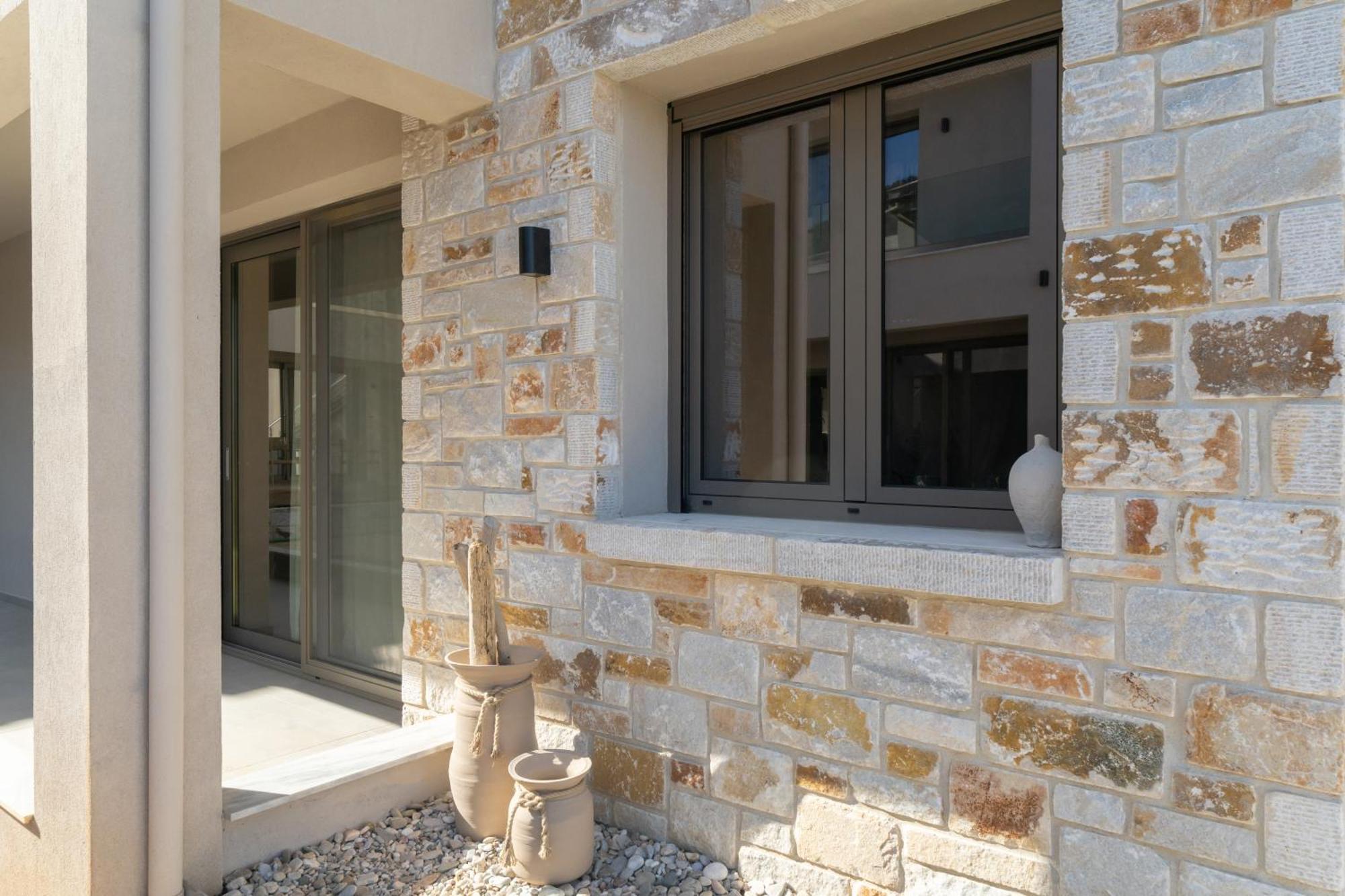 Amo Golden Suites Chrysi Ammoudia Exterior photo