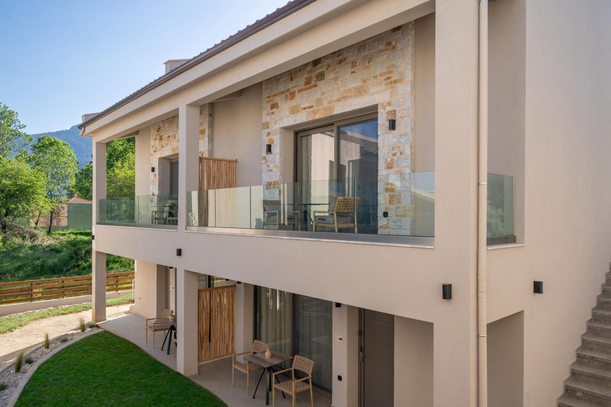 Amo Golden Suites Chrysi Ammoudia Exterior photo