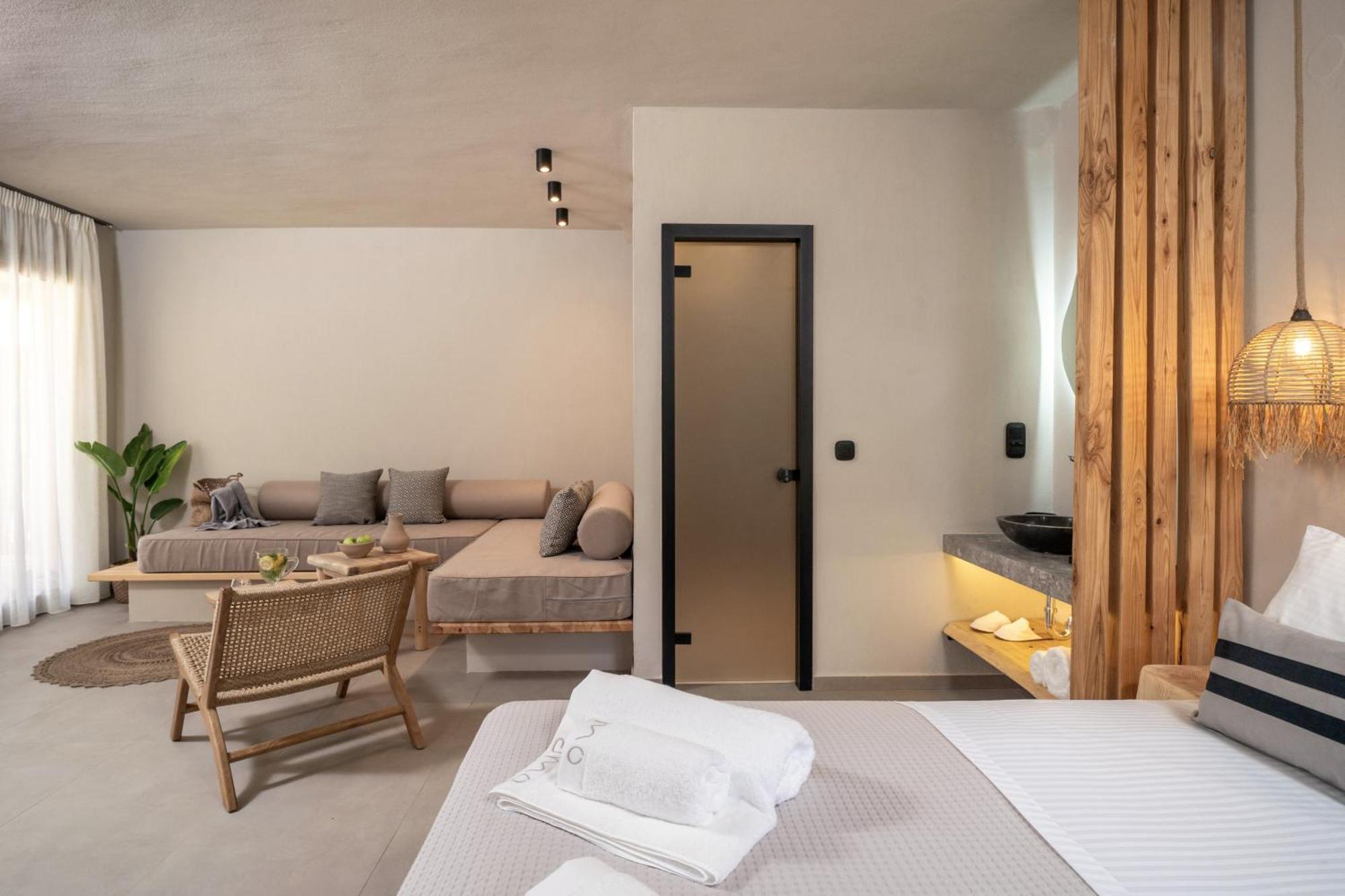 Amo Golden Suites Chrysi Ammoudia Exterior photo