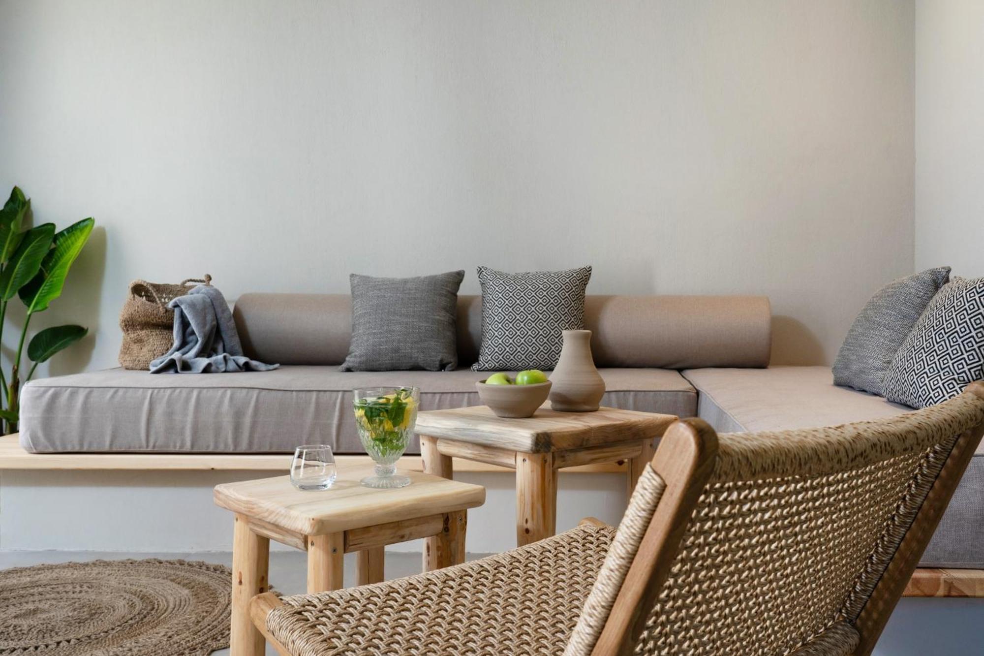 Amo Golden Suites Chrysi Ammoudia Exterior photo