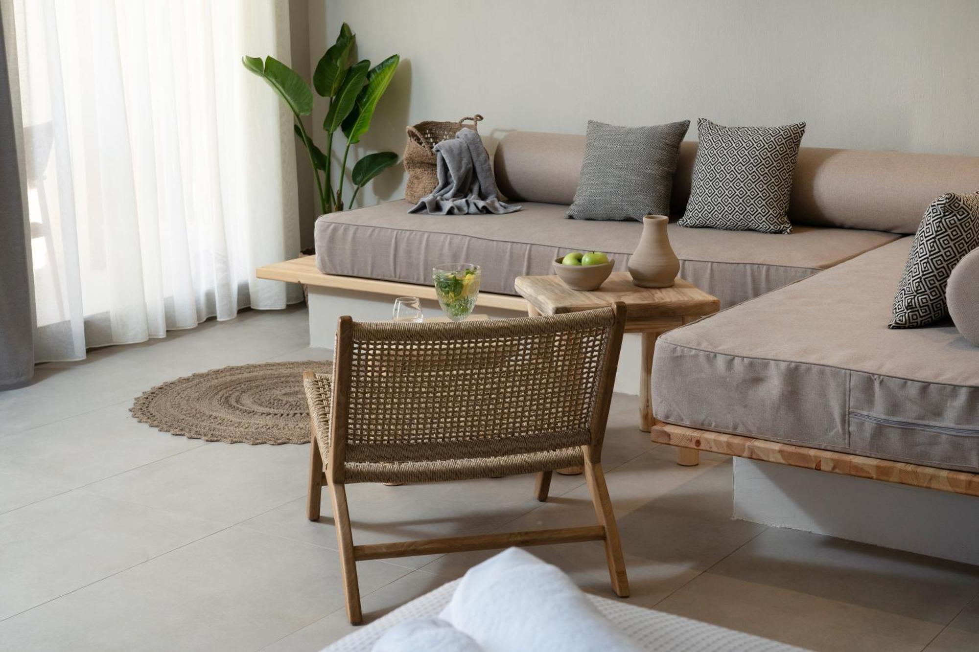 Amo Golden Suites Chrysi Ammoudia Exterior photo