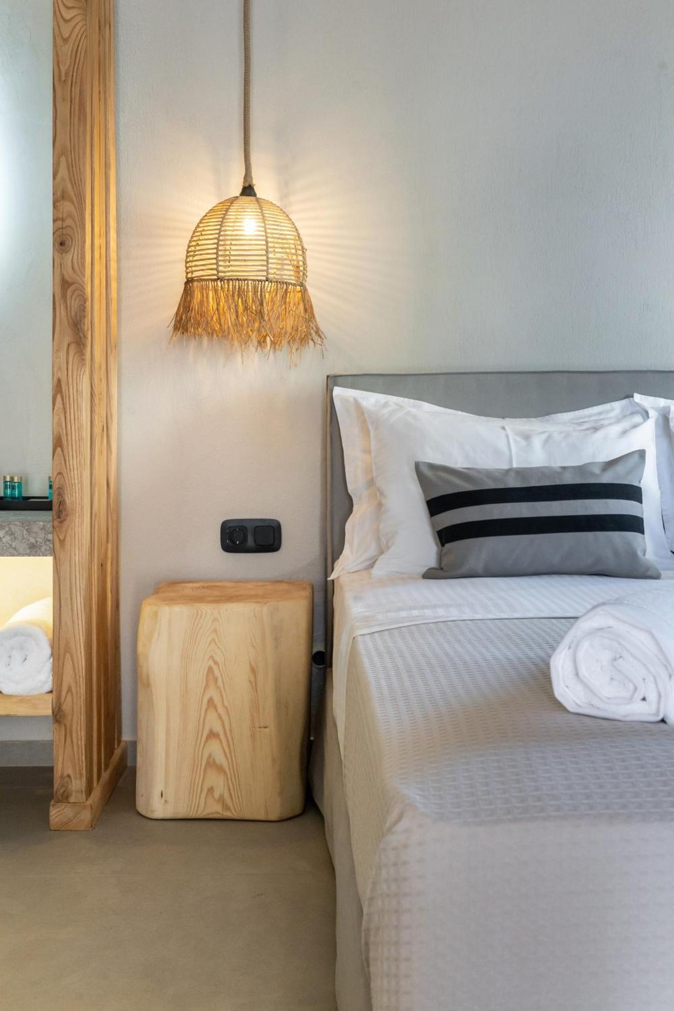 Amo Golden Suites Chrysi Ammoudia Exterior photo