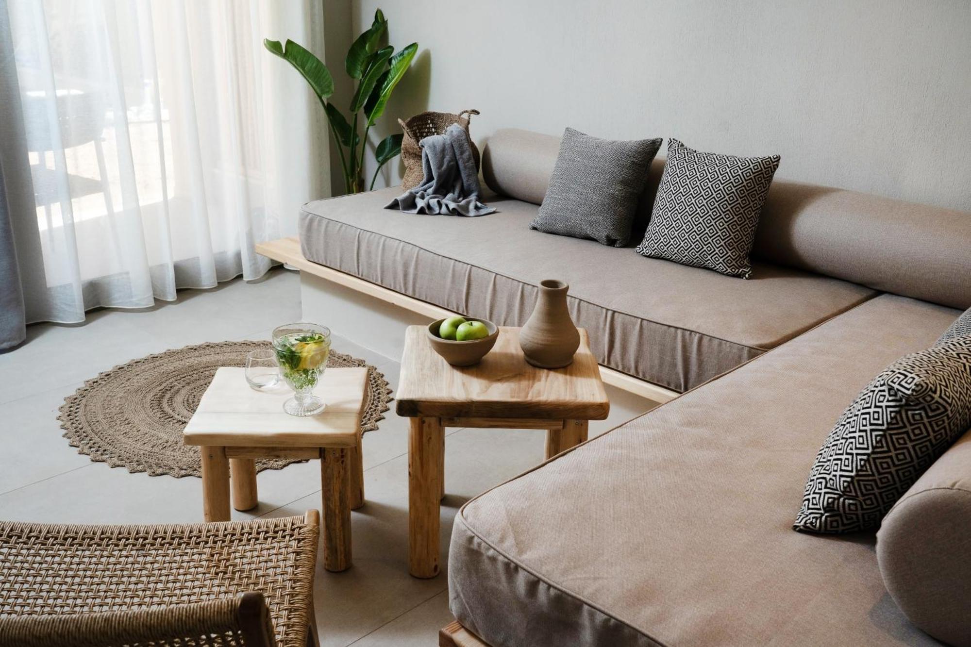 Amo Golden Suites Chrysi Ammoudia Exterior photo